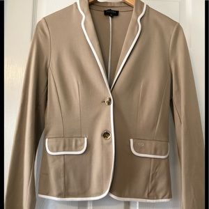 Escada sport beige blazer jacket Sz 36